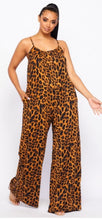 Load image into Gallery viewer, LEOPARD PALAZZO JUMPSUIT
